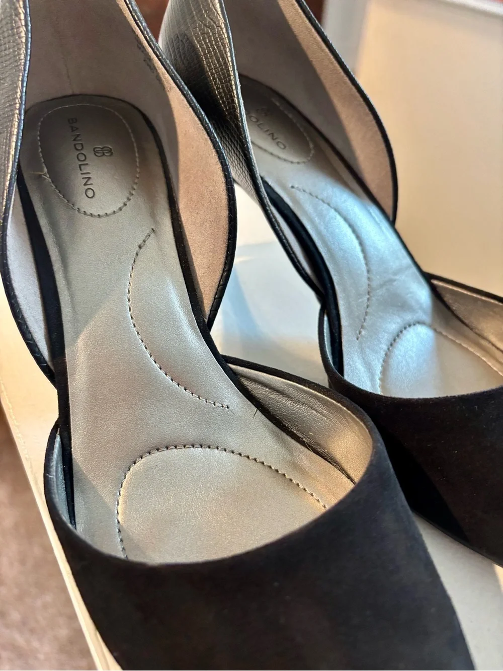 Bandolino Grenow D'Orsay Pump